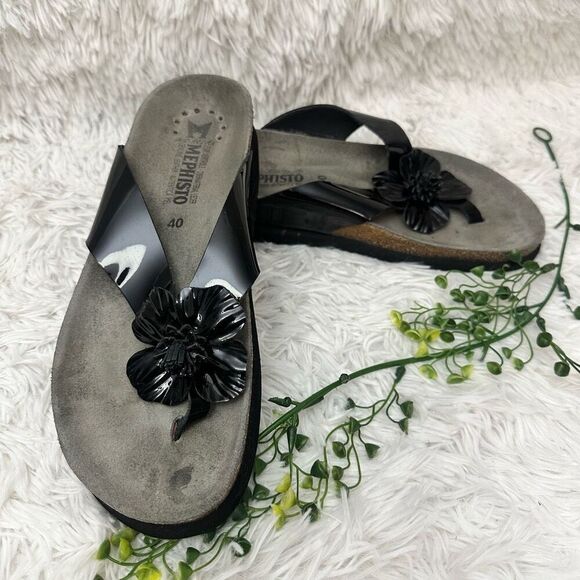 Mephisto Patent Leather‎ Flower Slide Sandal Comfort Black size EU 40/ US 10 - Picture 1 of 5